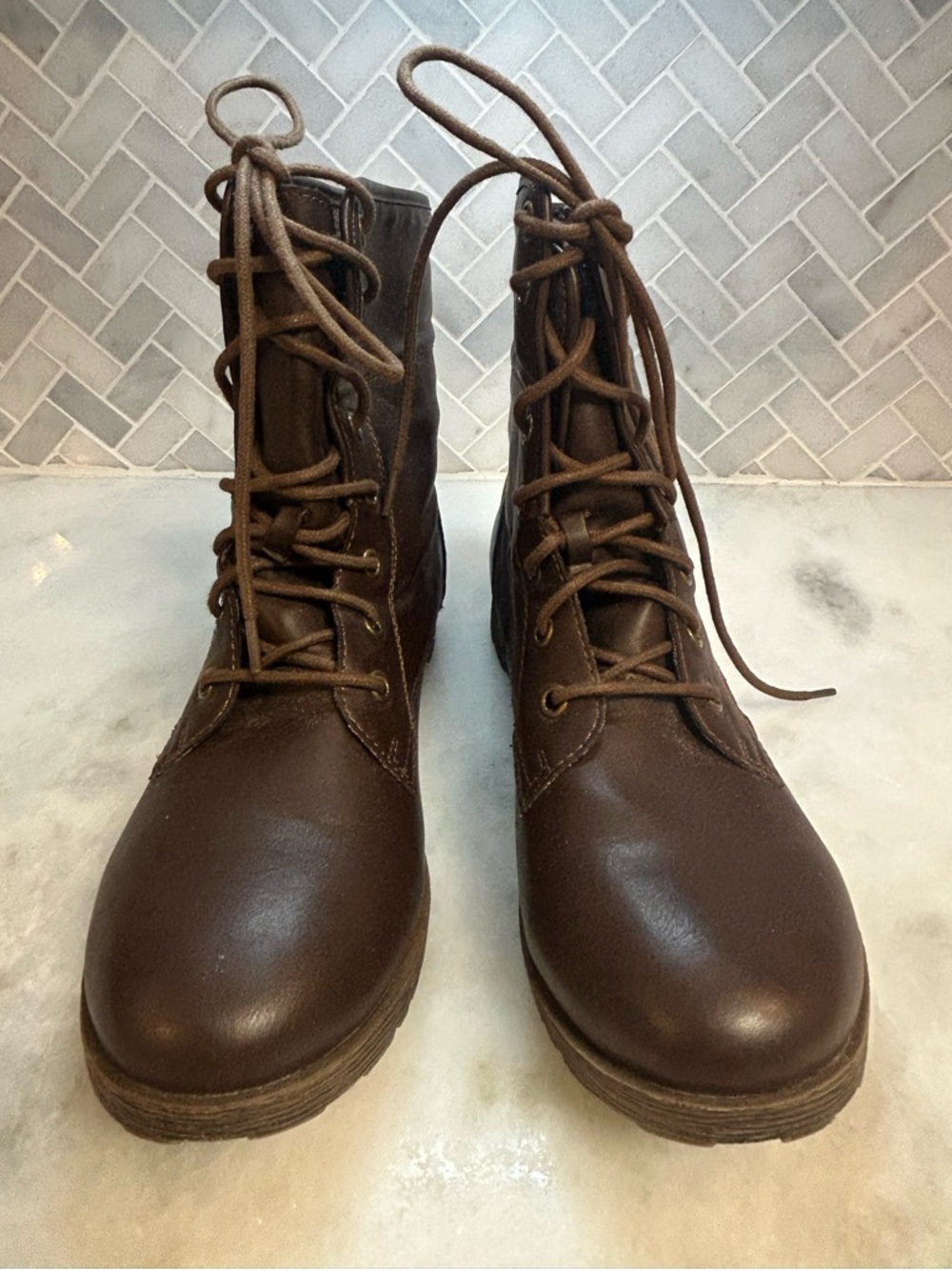 Rock & Candy by Zigi “Spraypaint” Brown Lace-Up Combat Boots 10M